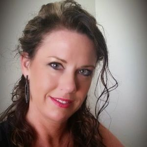 Meet your Posher, Teresa